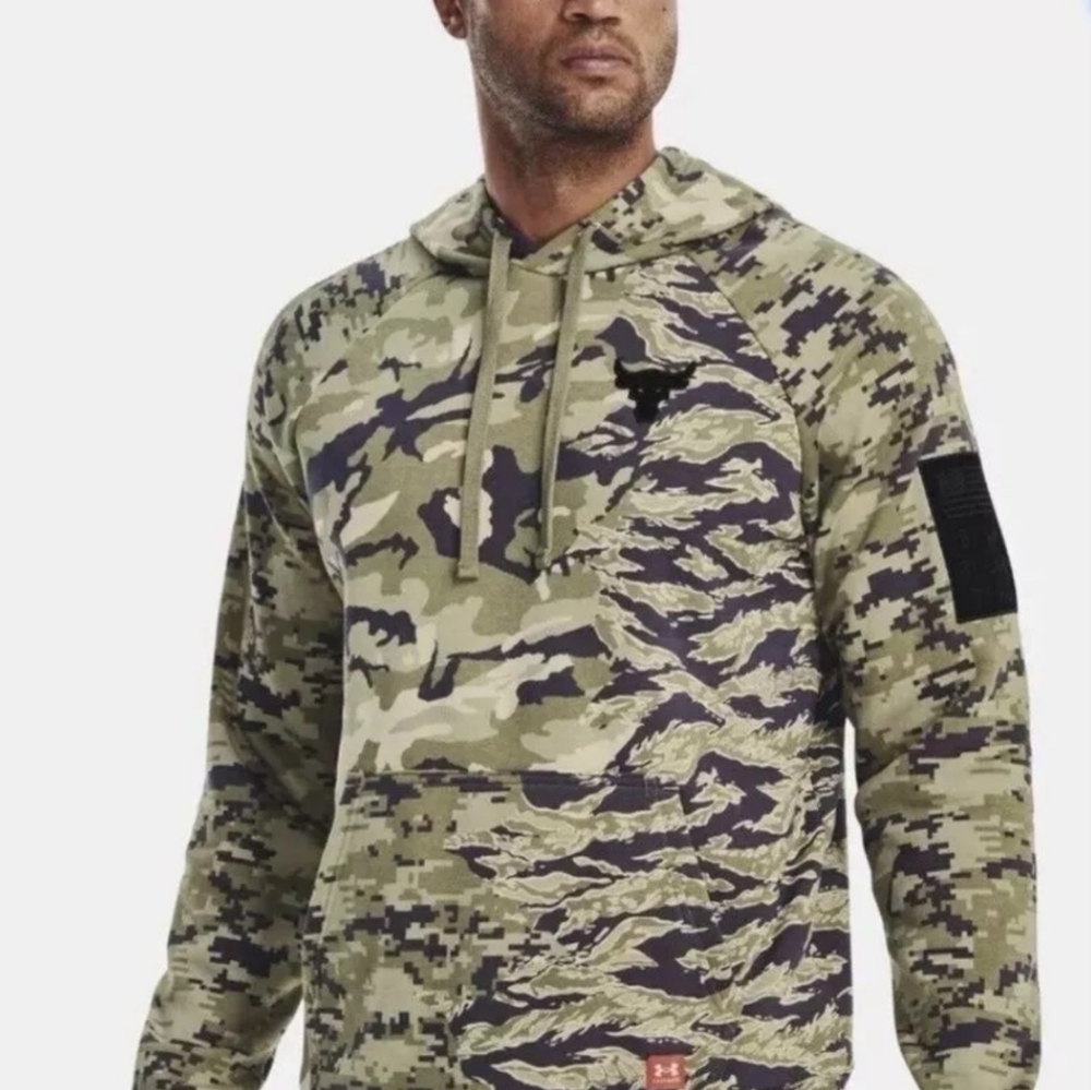 Under armour project rock veteran day hoodie